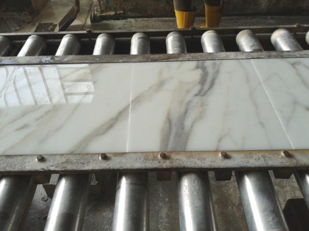Calacatta Gold Production Marble Tile